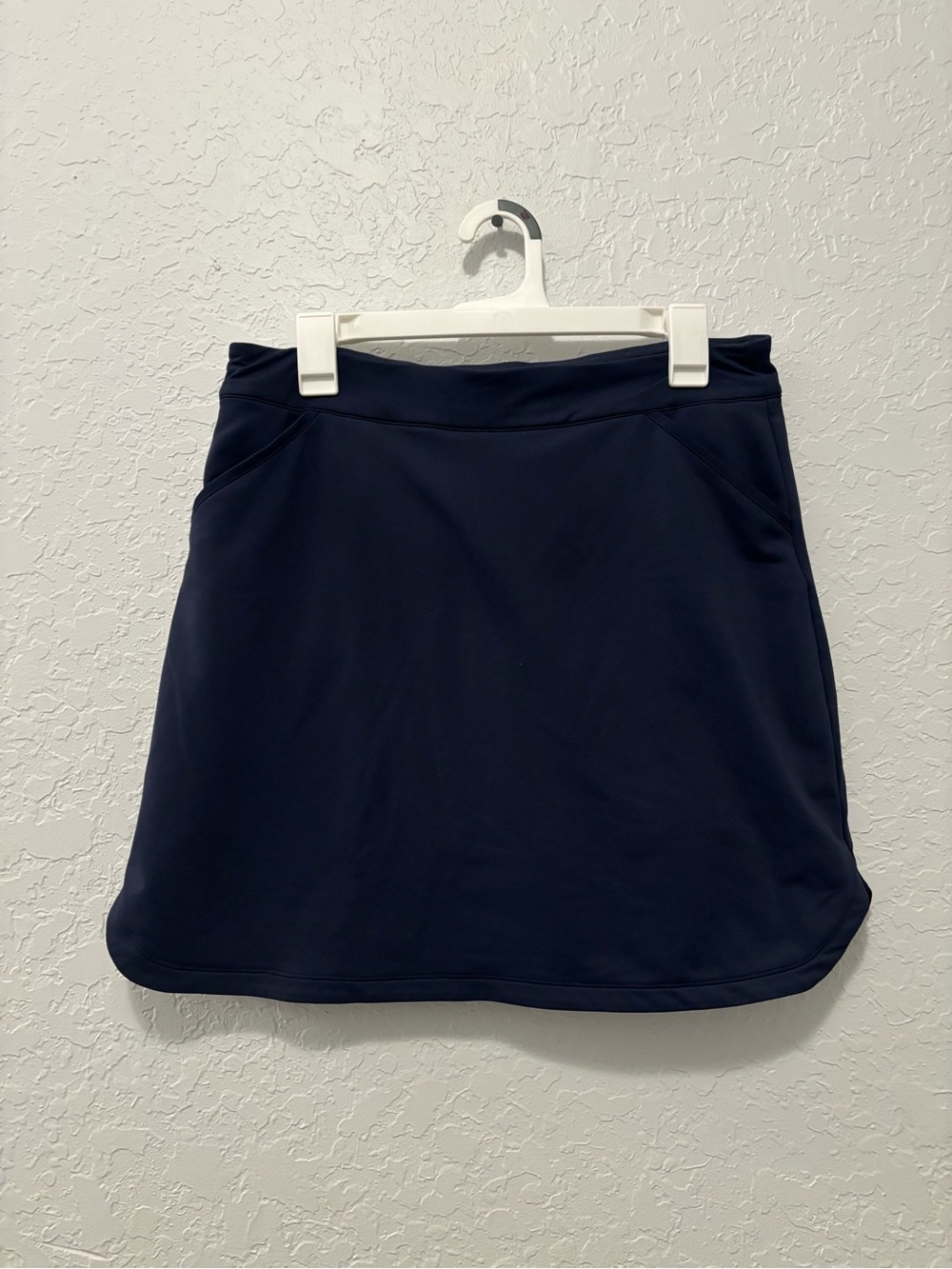 Peter Millar Alice Petal Hem Skort M navy UPF 50+